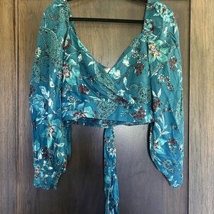 NWT Chic Floral Wrap Blouse in Teal